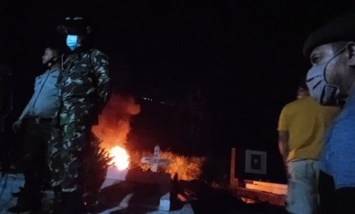 makam_korban_covid_19_dibongkar_dan_dibakar_warga_aek_tampang_dini_hari