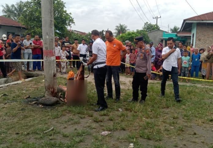 maling_motor_ditangkap_warga_diikat_di_tiang_listrik_lalu_dipukuli_sampai_mati
