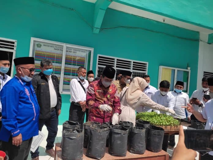 man_kabanjahe_canangkan_program_sahabat_madrasah