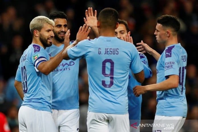 manchester_jaga_jarak_dengan_liverpool_usai_lumat_southampton_2_1