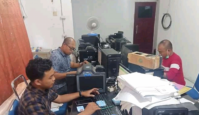mantap_libur_cuti_bersama_disdukcapil_batu_bara_tetap_layani_masyarakat