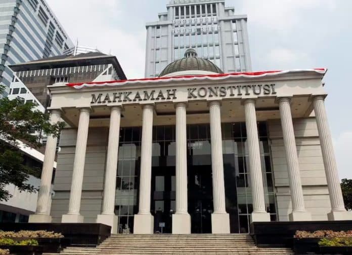 masa_jabatan_ketum_parpol_tidak_jadi_dibatasi