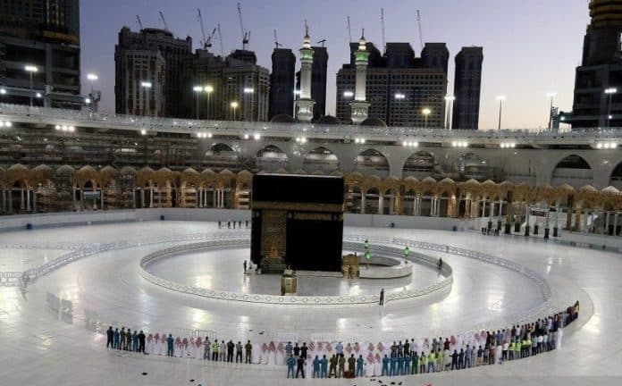 masjidil_haram_sambut_jamaah_umroh_pertama_di_tengah_pandemi
