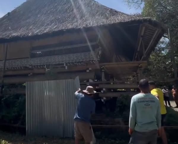 masuk_cagar_budaya_rumah_adat_simalungun_diperbaiki_sesuai_aslinya