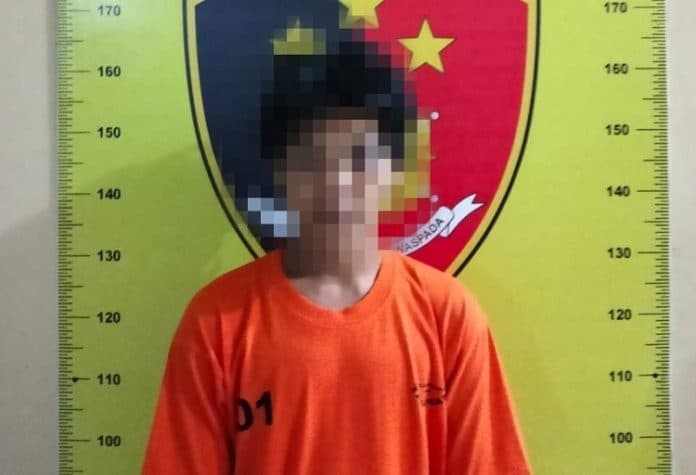 masuk_dari_jendela_kamar_warga_tetangga_desa_remaja_di_asahan_curi_hp