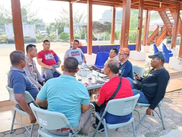 masyarakat_batu_bara_diminta_bersabar_tunggu_hasil_pleno_di_kpu