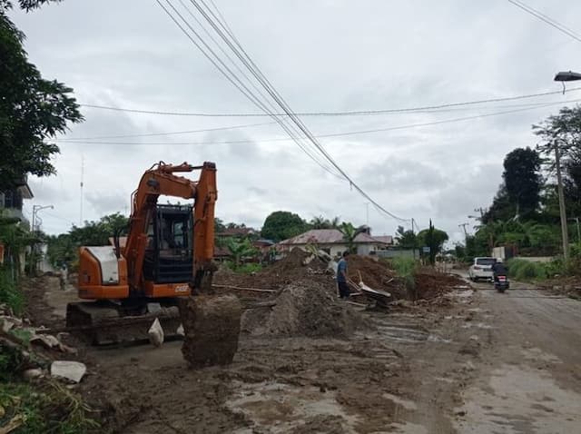 material_proyek_resahkan_warga_siantar_berikut_tanggapan_putr