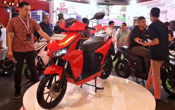 mau_dapat_subsidi_motor_listrik_cek_di_sini