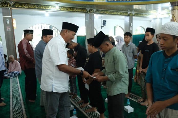 maulid_nabi_ptpn1_regional_1_santuni_50_anak_istimewa