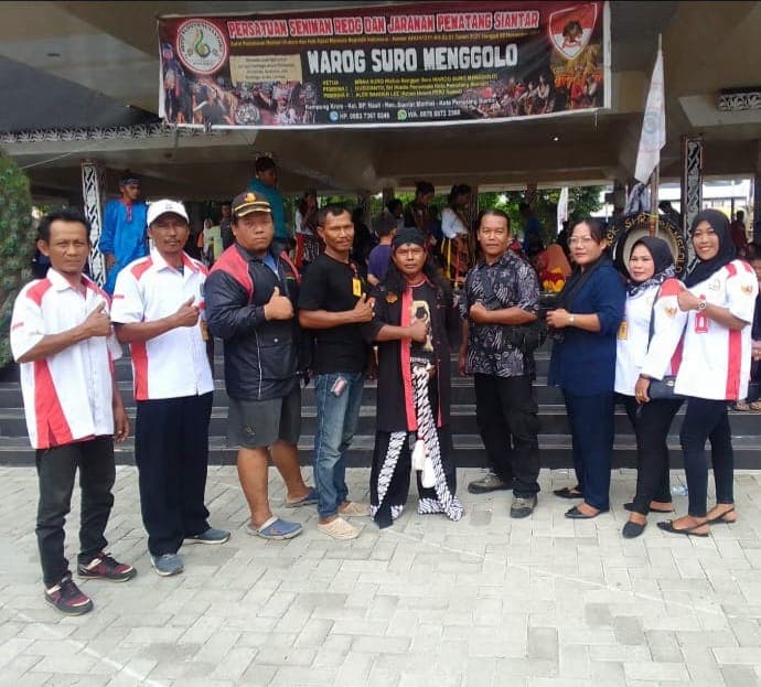 membuka_ruang_ekspresi_dan_pelestarian_budaya_seniman_sumut_apresiasi_pt_sttc