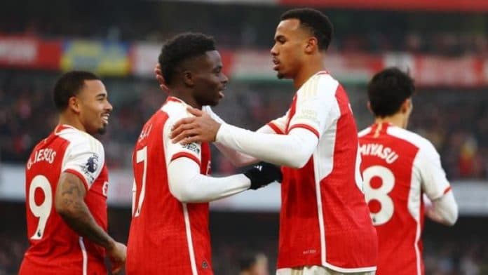 menang_2_1_atas_wolves_arsenal_kukuh_di_puncak_klasemen