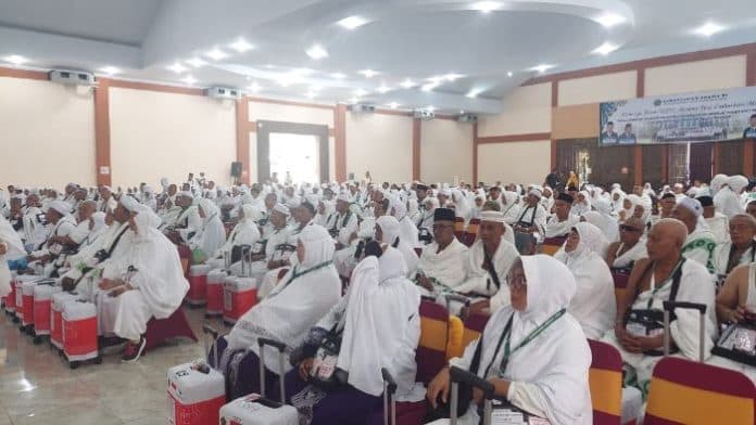 mencegah_dehidrasi_di_arab_saudi_jemaah_calhaj_harus_tahu_cara_ini