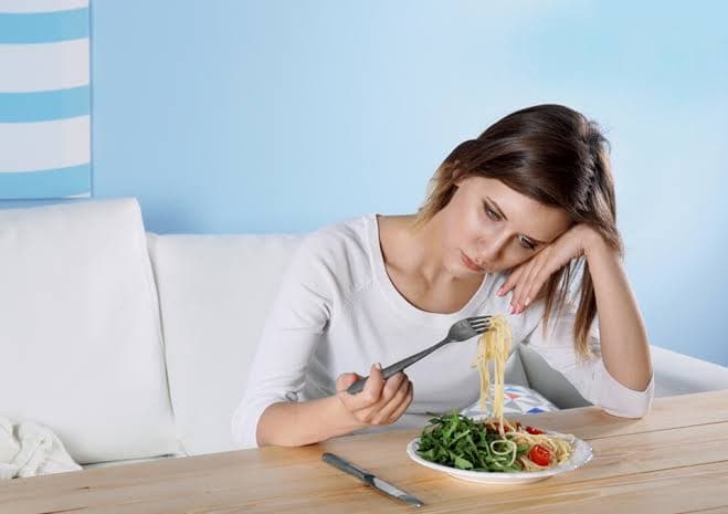 mengapa_sebagian_wanita_hamil_kehilangan_nafsu_makan_pada_trimester_pertama