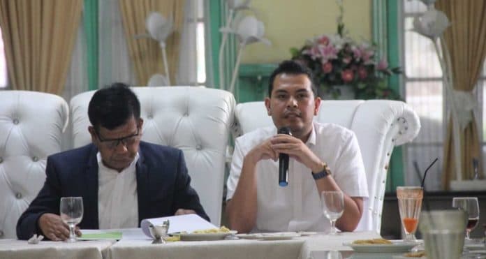 mengenal_profil_azi_pratama_wakil_rhs_di_pilkada_simalungun_2024