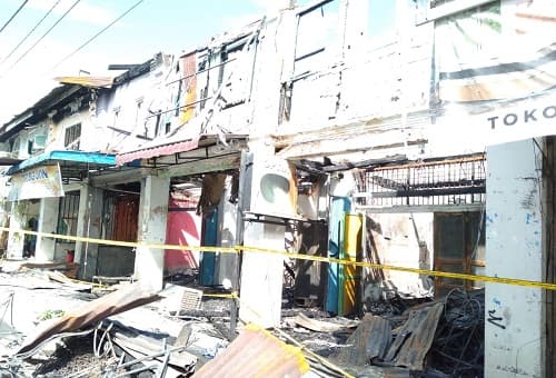 mengusut_asal_api_kebakaran_9_ruko_di_lubuk_pakam_haji_empeng_asal_api_dari_toko_sebelah