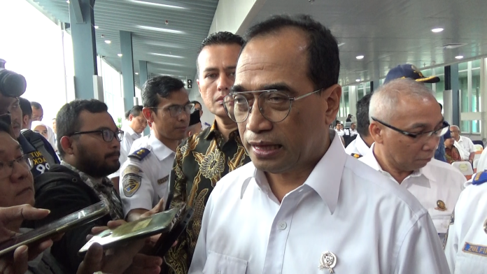 menhub_kereta_layang_tulang_punggung_transportasi_di_medan