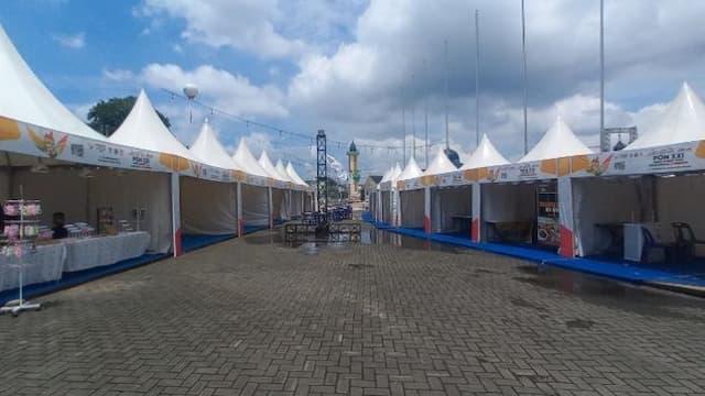 menjelang_berakhir_festival_umkm_pon_xxi_di_medan_sepi