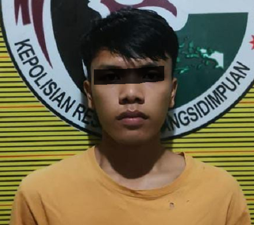 menyaru_pembeli_polisi_tangkap_mahasiswa_pengedar_sabu_di_sidimpuan