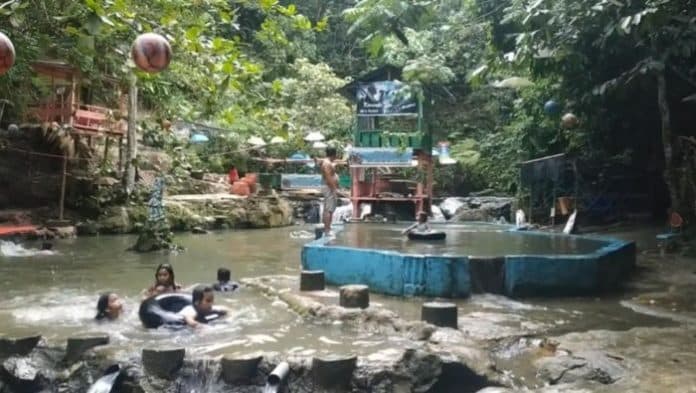 menyelami_keindahan_objek_wisata_pemandian_alam_bedeng_di_asahan