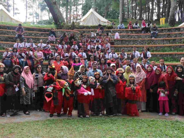 meriahkan_liburan_sekolah_ada_safari_literasi_sumut_2023_di_toba_caldera_resort