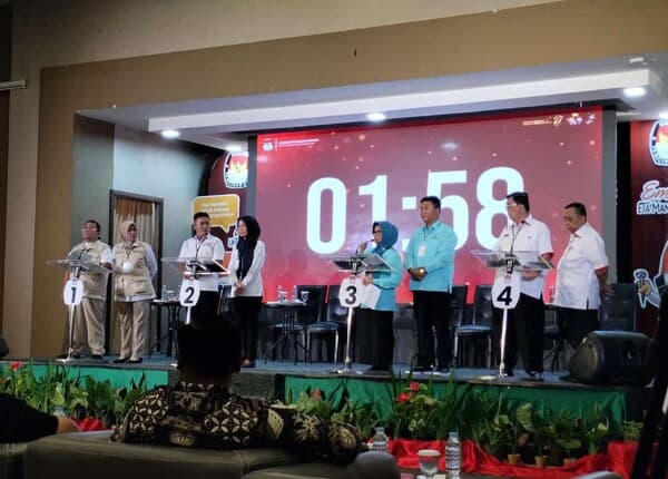 meski_anggaran_dikorupsi_4_paslon_bahas_pentingnya_smart_city_siantar