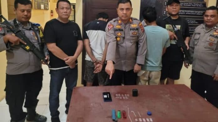 miliki_sabu_dua_pria_diciduk_polisi_di_sergai