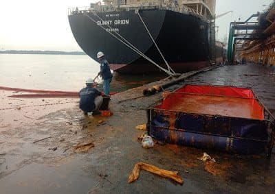 minyak_tumpah_ke_laut_anak_belawan_bersatu_pertanyakan_penanganan_kasusnya