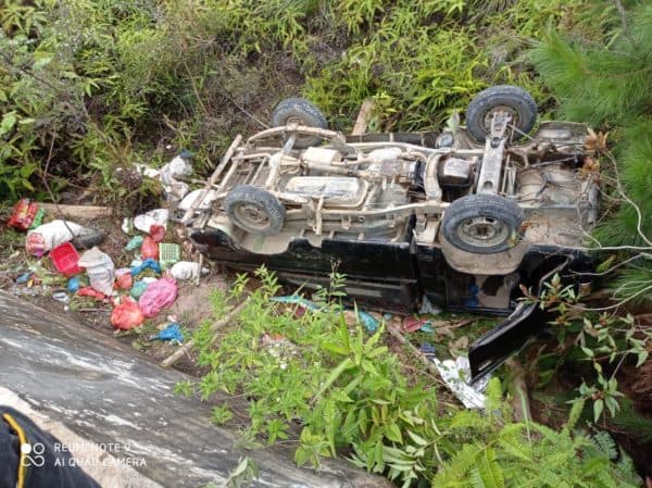 mobil_masuk_jurang_di_habinsaran_3_bocah_tewas_dan_13_lainnya_luka_luka