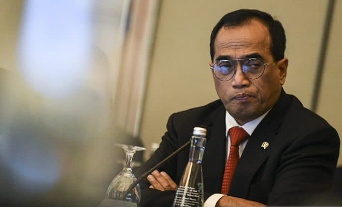 mobilitas_libur_nataru_diprediksi_441_juta_orang_pemerintah_tak_ada_pembatasan