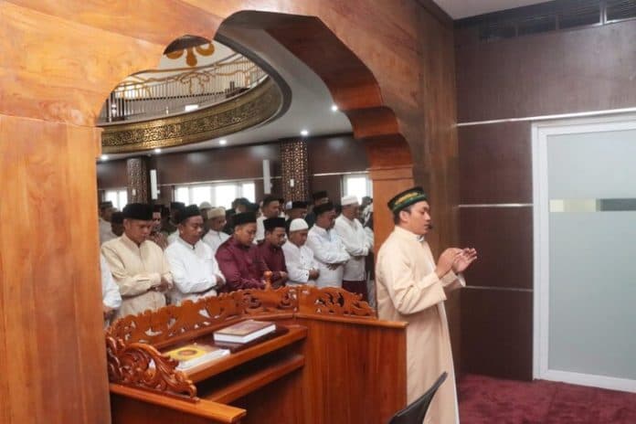 momen_idul_adha_bupati_sergai_berkurban_perkuat_rasa_solidaritas_dan_peduli_sesama