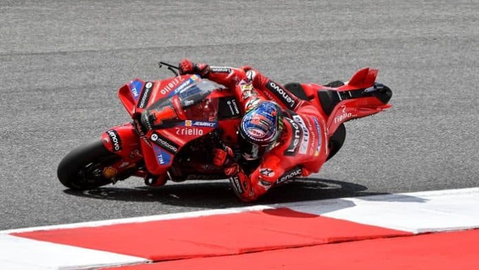 motogp_austria_2023_francesco_bagnaia_kembali_naik_podium_pertama_di_race_ke_10