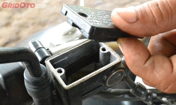 motor_dengan_rem_abs_pakai_minyak_rem_khusus_ini_nyatanya