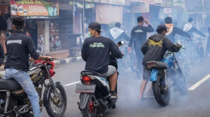 motor_knalpot_bising_ganggu_subuh_pertama_puasa_di_lubuk_pakam