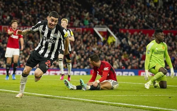 mu_kalah_0_3_lagi_di_old_trafford_erik_ten_hag_siap_bertanggung_jawab