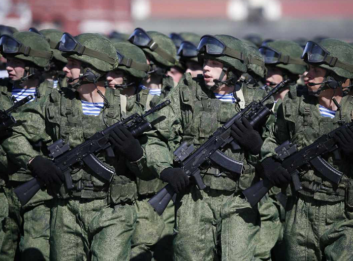 mulai_divaksinasi_covid_19_400000_personel_militer_rusia