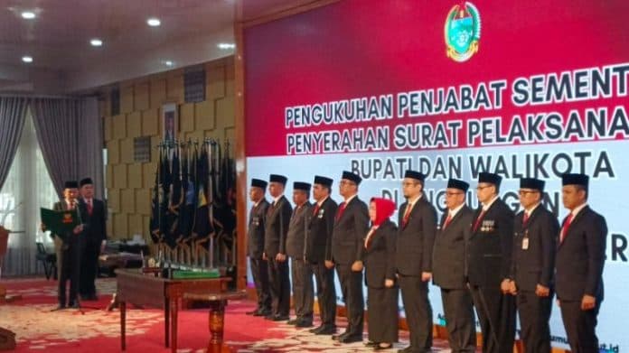 mulai_tugas_25_september_pj_gubsu_tegaskan_tupoksi_penjabat_sementara_dan_pelaksana_tugas_kepala_daerah