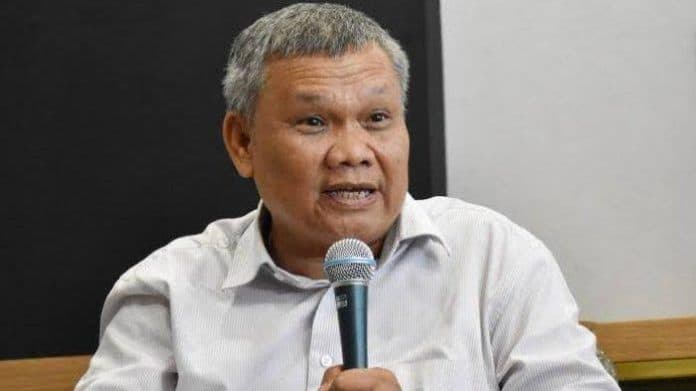 mundurnya_airlangga_potensi_dampak_pada_rekomendasi_calon_kepala_daerah_golkar