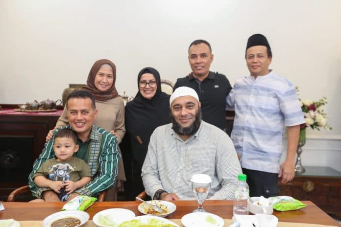 musa_rajekshah_silaturahmi_dengan_dr_zaidul_akbar_bahas_tentang_hidup_sehat