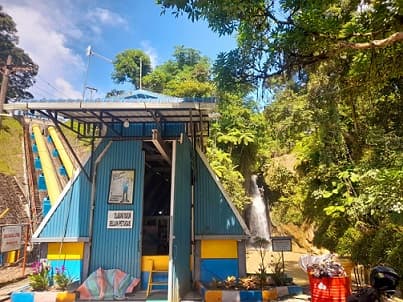 musim_hujan_saluran_pltmh_hatonduhan_sering_tersumbat