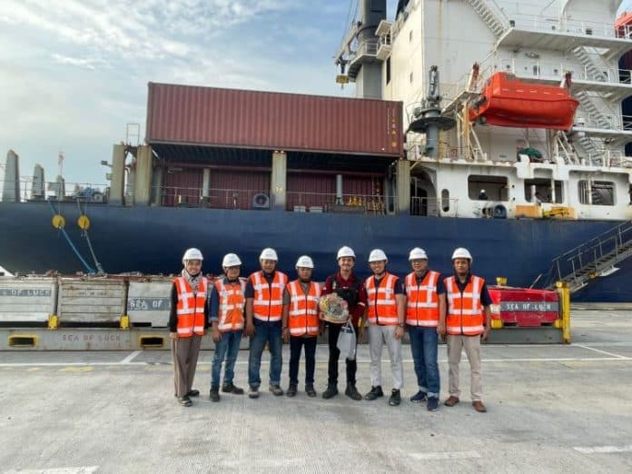 mv_sea_of_luck_dan_meratus_medan_5_tutup_pelayaran_2024_di_belawan