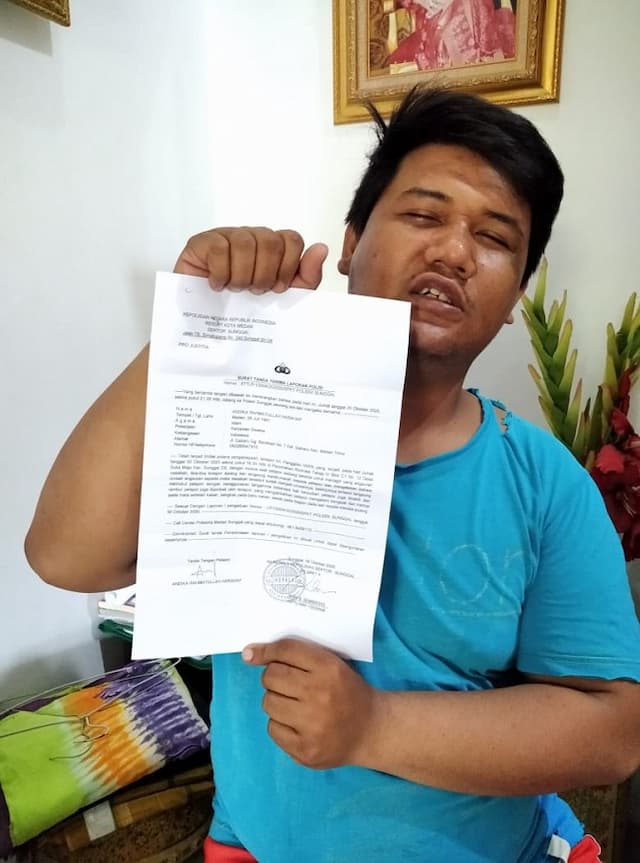 nagih_angsuran_seorang_karyawan_leasing_dianiaya_warga
