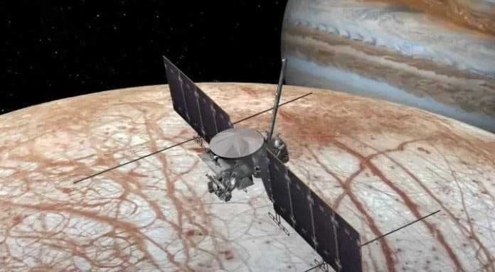 nasa_incar_europa_untuk_temukan_kehidupan_di_luar_bumi