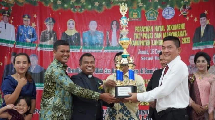 natal_oikumene_langkat_jemaat_doakan_syah_afandin