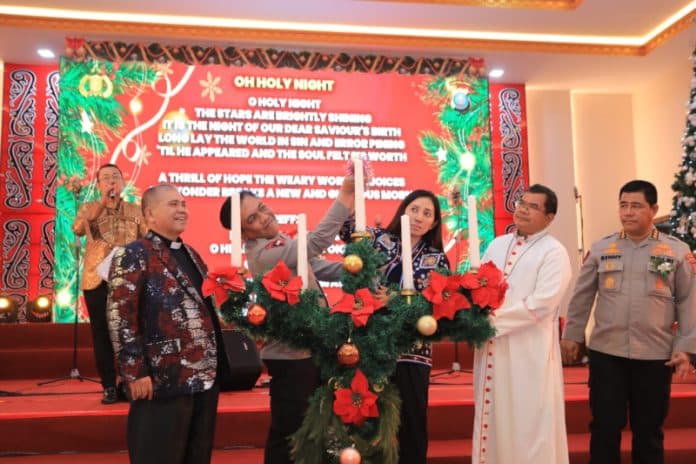 natal_polda_sumut_polisi_tangguh_terbuka_rendah_hati_dan_ihklas