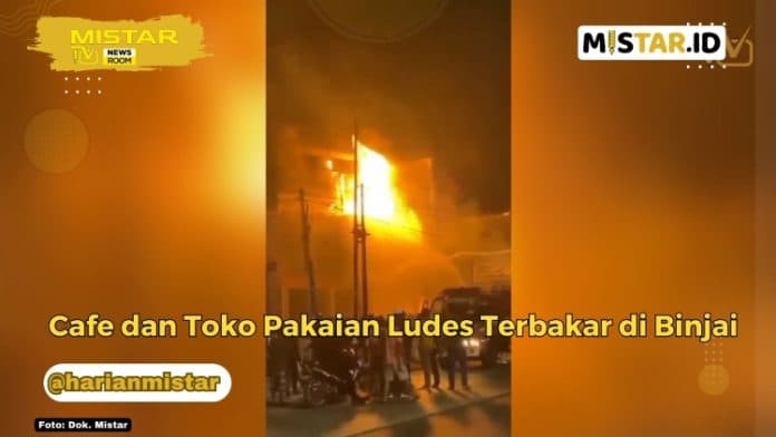 newsroom_cafe_dan_toko_pakaian_ludes_terbakar_di_binjai