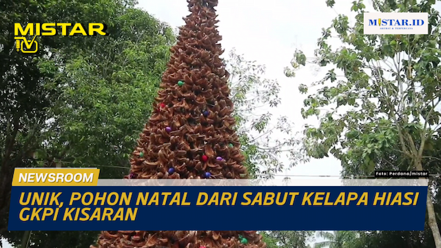 newsroom_unik_pohon_natal_dari_sabut_kelapa_hiasi_gkpi_kisaran