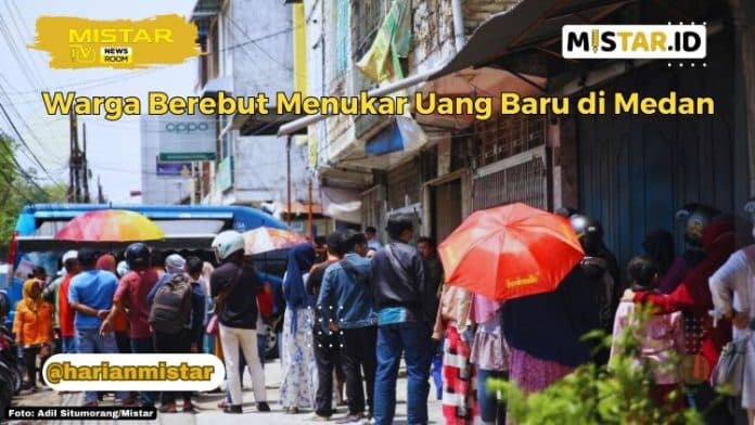 newsroom_warga_berebut_menukar_uang_baru_di_medan