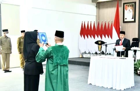 norma_deli_siregar_sekdakab_batu_bara_definitif