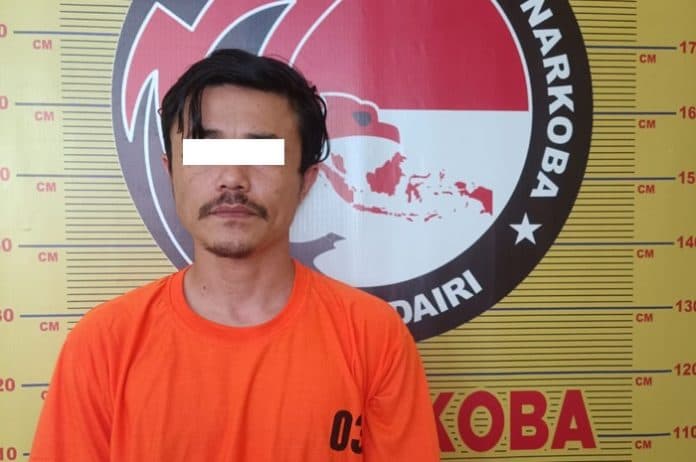oknum_asn_di_pemkab_dairi_ditangkap_polisi_dari_parkiran_tempat_kosnya