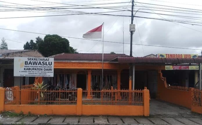 oknum_pns_anggota_bawaslu_dairi_diisukan_bakal_diberhentikan